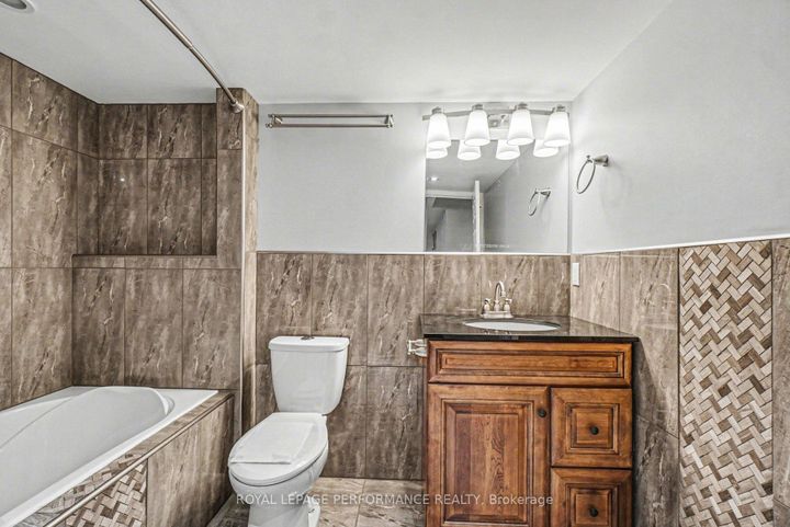 Photo 26 at 2733 Grand Canal Street, Nepean (Half Moon Bay), Ottawa