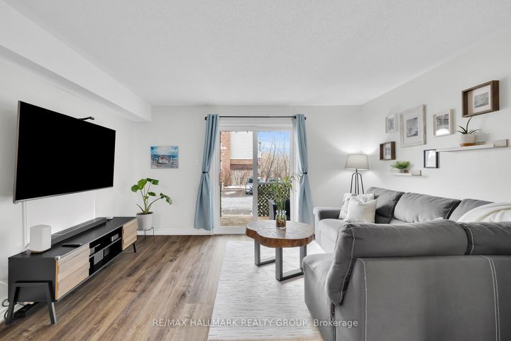 Photo 21 at 1344 Guthrie Street, Nepean (Leslie Park), Ottawa