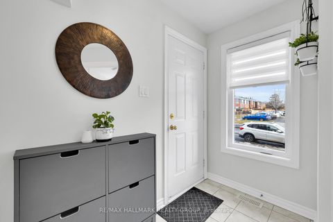 Photo 1 at 1344 Guthrie Street, Nepean (Leslie Park), Ottawa