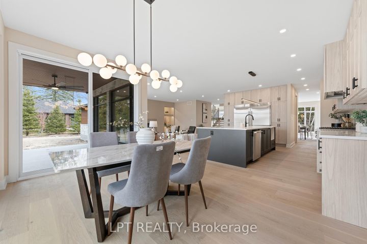 Photo 16 at 15 Briggs Avenue, Nepean (Pineglen/Country Place), Ottawa