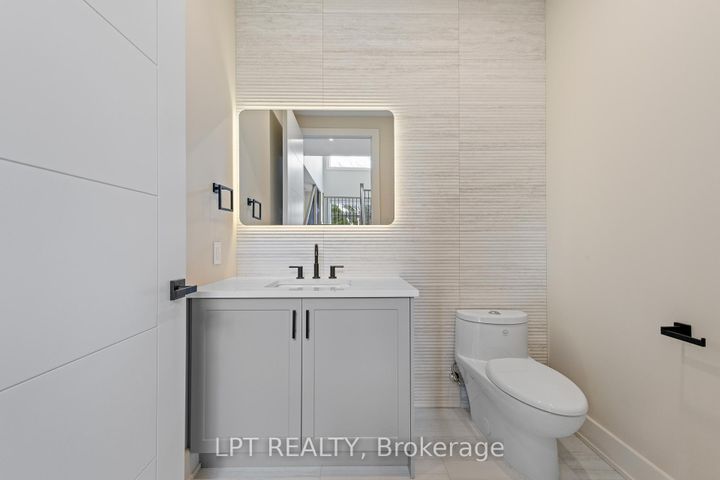 Photo 20 at 15 Briggs Avenue, Nepean (Pineglen/Country Place), Ottawa