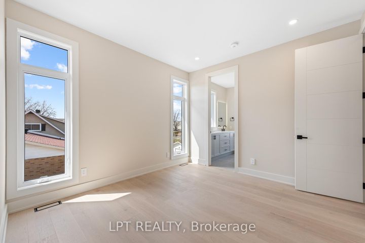 Photo 36 at 15 Briggs Avenue, Nepean (Pineglen/Country Place), Ottawa