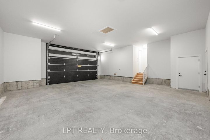 Photo 41 at 15 Briggs Avenue, Nepean (Pineglen/Country Place), Ottawa