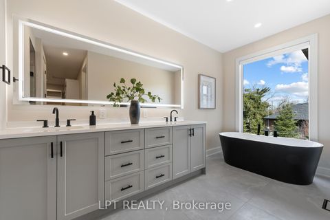 Photo 27 at 15 Briggs Avenue, Nepean (Pineglen/Country Place), Ottawa