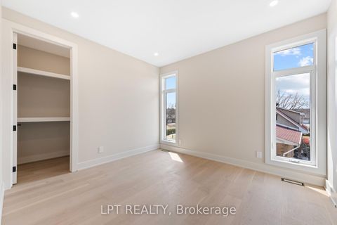 Photo 35 at 15 Briggs Avenue, Nepean (Pineglen/Country Place), Ottawa