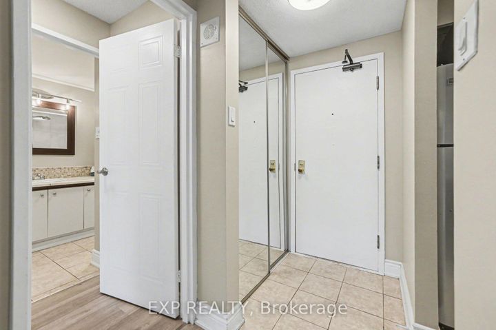 Photo 1 at 404 - 80 Sandcastle Drive, Nepean (Leslie Park), Ottawa