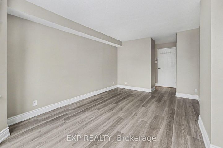 Photo 10 at 404 - 80 Sandcastle Drive, Nepean (Leslie Park), Ottawa