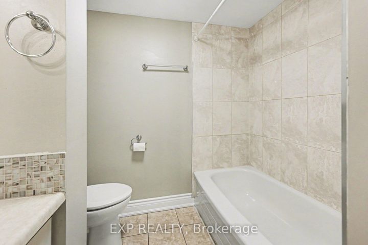 Photo 13 at 404 - 80 Sandcastle Drive, Nepean (Leslie Park), Ottawa