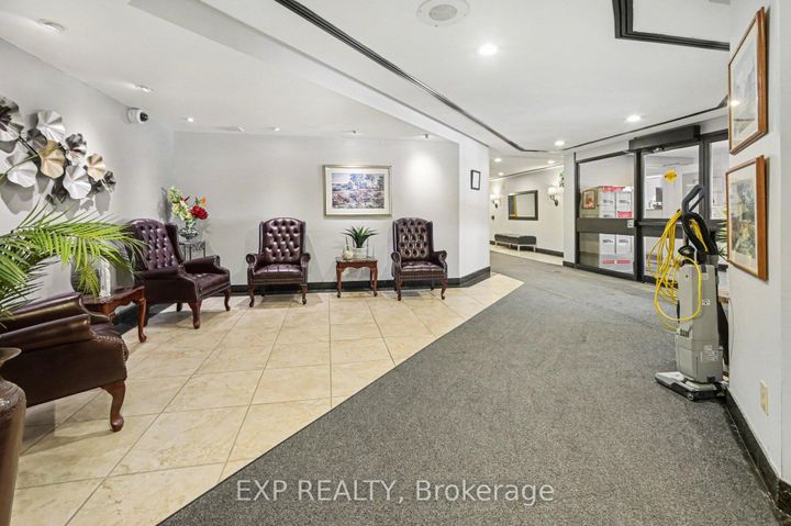 Photo 18 at 404 - 80 Sandcastle Drive, Nepean (Leslie Park), Ottawa