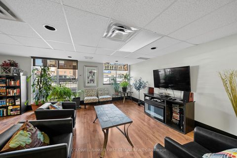 Photo 25 at 412 - 429 Somerset Street W, Ottawa Centre