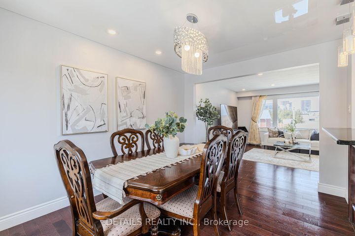 Photo 13 at 7 Kerry Crescent, Nepean (City View/Skyline/Fisher Heights/Parkwood Hills), Ottawa