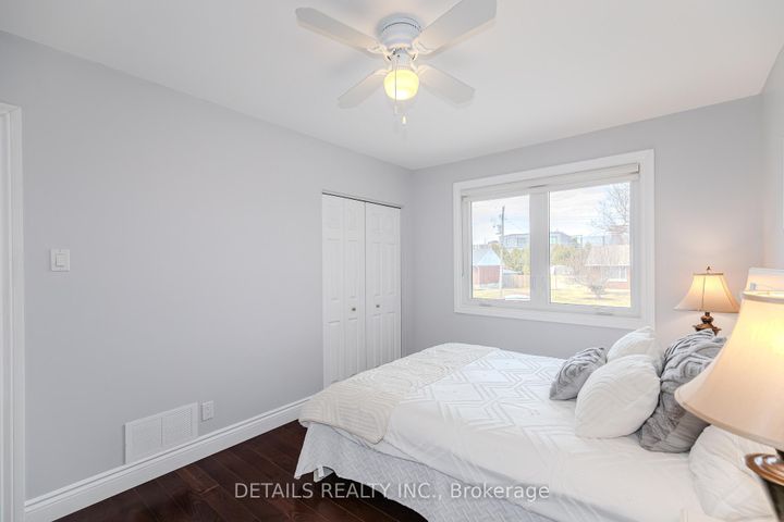Photo 17 at 7 Kerry Crescent, Nepean (City View/Skyline/Fisher Heights/Parkwood Hills), Ottawa