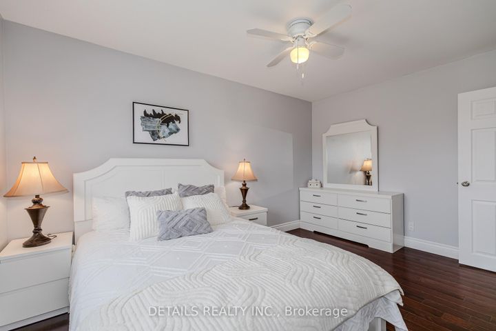 Photo 18 at 7 Kerry Crescent, Nepean (City View/Skyline/Fisher Heights/Parkwood Hills), Ottawa