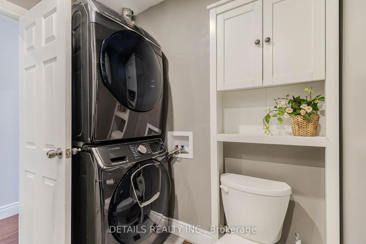 Photo 23 at 7 Kerry Crescent, Nepean (City View/Skyline/Fisher Heights/Parkwood Hills), Ottawa