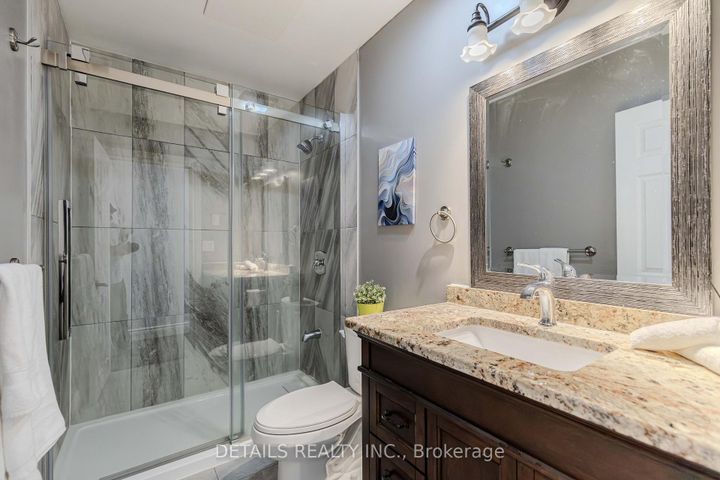 Photo 33 at 7 Kerry Crescent, Nepean (City View/Skyline/Fisher Heights/Parkwood Hills), Ottawa