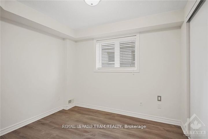 Photo 12 at 2 - 46 Barnstone Drive, Nepean (Barrhaven East), Ottawa