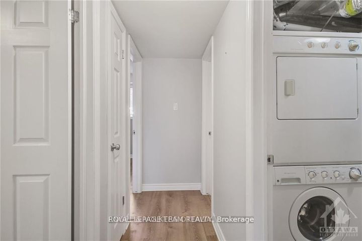 Photo 16 at 2 - 46 Barnstone Drive, Nepean (Barrhaven East), Ottawa