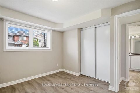 Photo 10 at 2 - 46 Barnstone Drive, Nepean (Barrhaven East), Ottawa