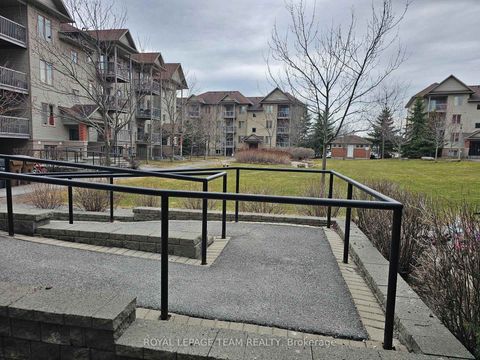 Photo 19 at 2 - 46 Barnstone Drive, Nepean (Barrhaven East), Ottawa