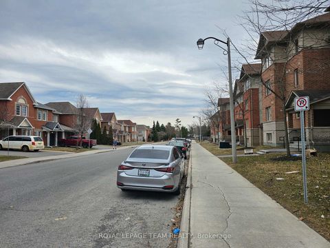 Photo 22 at 2 - 46 Barnstone Drive, Nepean (Barrhaven East), Ottawa