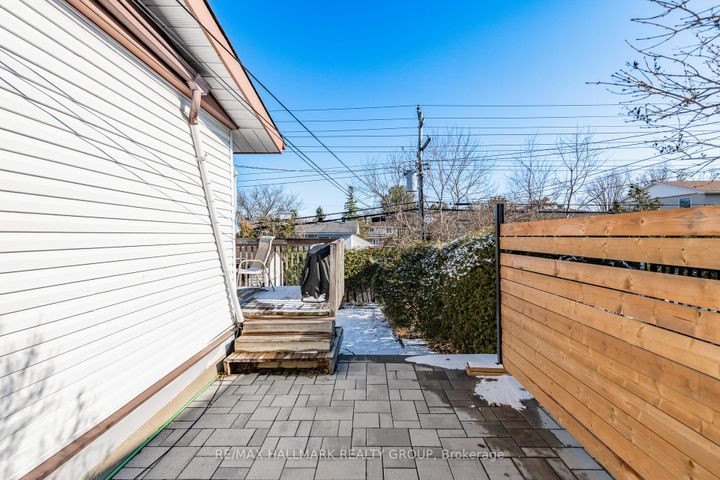 Photo 35 at 20 Mulvagh Avenue, Nepean (Borden Farm/Stewart Farm/Carleton Heights/Parkwood Hills), Ottawa