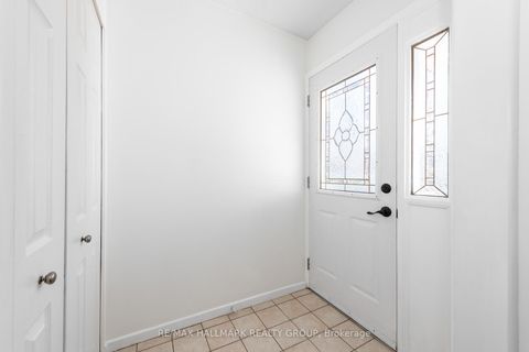 Photo 4 at 20 Mulvagh Avenue, Nepean (Borden Farm/Stewart Farm/Carleton Heights/Parkwood Hills), Ottawa