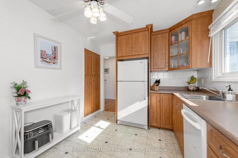 Photo 16 at 20 Mulvagh Avenue, Nepean (Borden Farm/Stewart Farm/Carleton Heights/Parkwood Hills), Ottawa