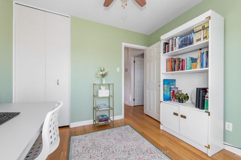 Photo 21 at 20 Mulvagh Avenue, Nepean (Borden Farm/Stewart Farm/Carleton Heights/Parkwood Hills), Ottawa