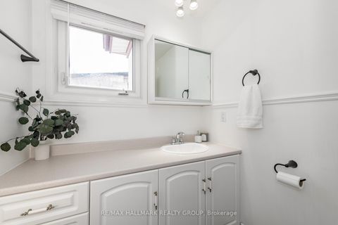 Photo 22 at 20 Mulvagh Avenue, Nepean (Borden Farm/Stewart Farm/Carleton Heights/Parkwood Hills), Ottawa