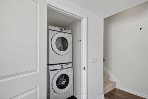 Photo 9 at 77 Cherry Blossom Private, Nepean (Redwood Park), Ottawa