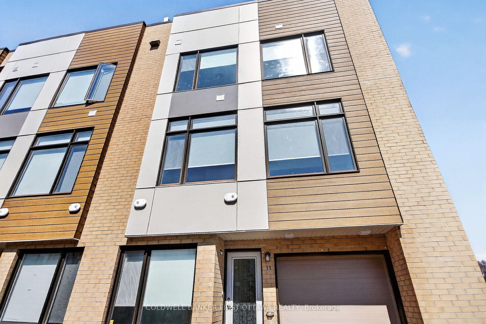 77 Cherry Blossom Private, Nepean (Redwood Park), Ottawa 