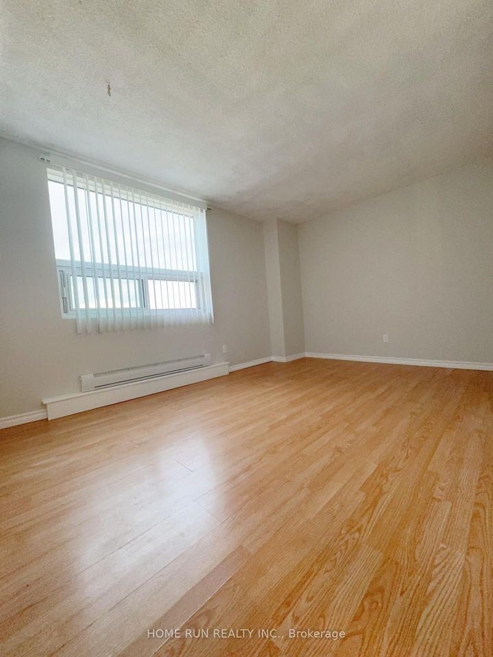 Photo 7 at 1401 - 1380 Prince Of Wales Drive, Nepean (Carleton Square), Ottawa