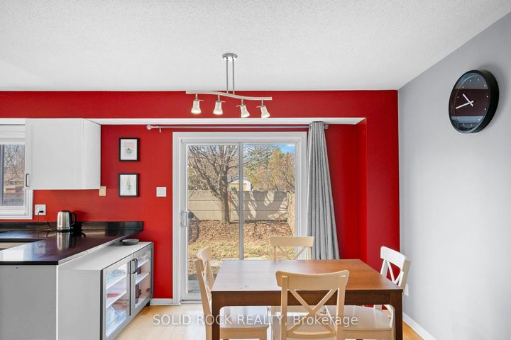 Photo 11 at 77 Markland Crescent, Nepean (Barrhaven East), Ottawa