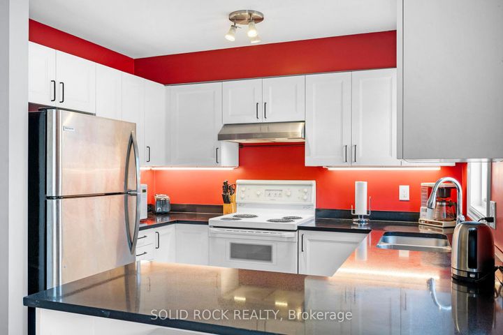 Photo 17 at 77 Markland Crescent, Nepean (Barrhaven East), Ottawa