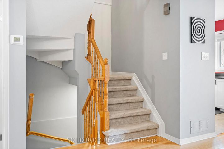 Photo 18 at 77 Markland Crescent, Nepean (Barrhaven East), Ottawa