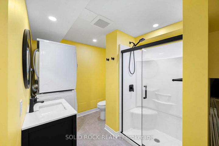 Photo 33 at 77 Markland Crescent, Nepean (Barrhaven East), Ottawa