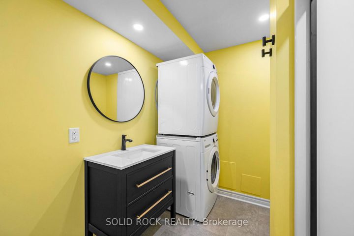 Photo 36 at 77 Markland Crescent, Nepean (Barrhaven East), Ottawa