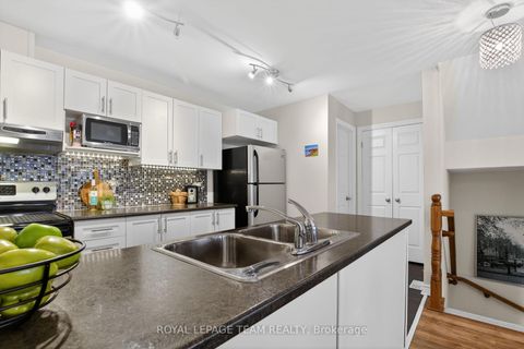 Photo 11 at 130A Lindenshade Drive, Nepean (Strandherd), Ottawa