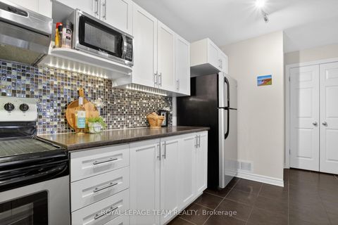 Photo 13 at 130A Lindenshade Drive, Nepean (Strandherd), Ottawa