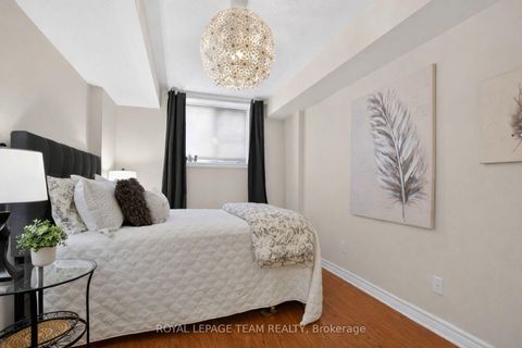 Photo 18 at 130A Lindenshade Drive, Nepean (Strandherd), Ottawa