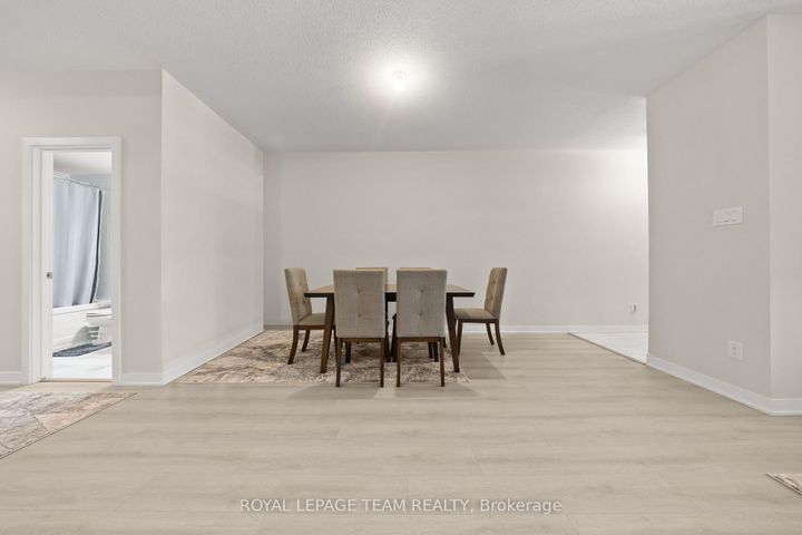 Photo 6 at 314 Lillian Freiman Private, Nepean (Half Moon Bay), Ottawa