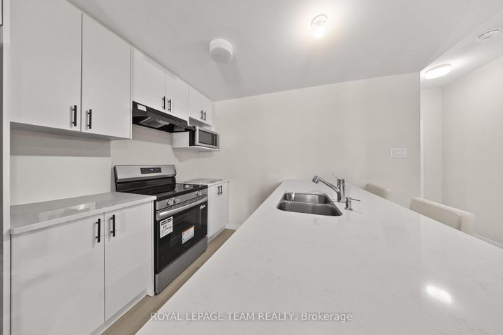 Photo 9 at 314 Lillian Freiman Private, Nepean (Half Moon Bay), Ottawa