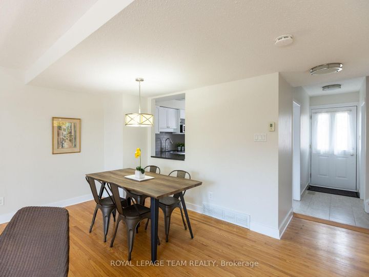 Photo 6 at 71 Monterey Drive, Nepean (Leslie Park), Ottawa