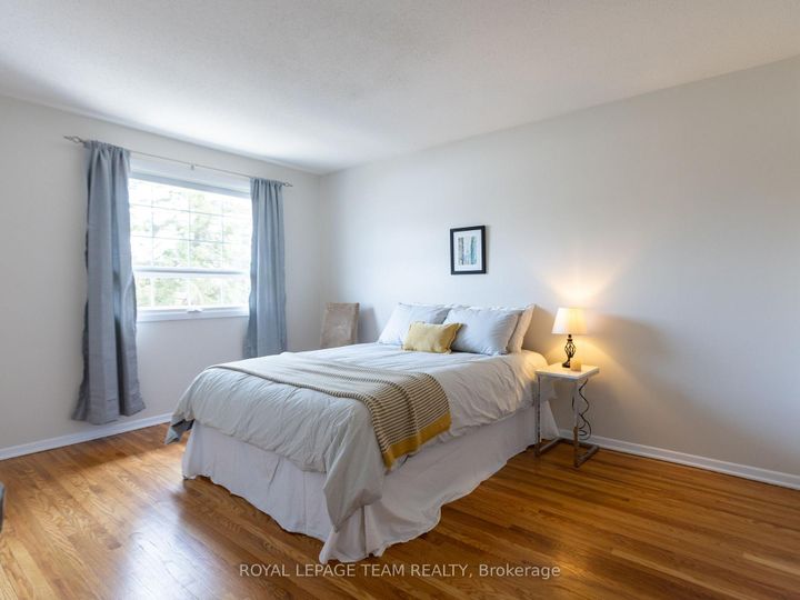 Photo 12 at 71 Monterey Drive, Nepean (Leslie Park), Ottawa