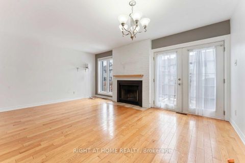 Photo 6 at 70 Halley Street, Nepean (Heritage Park), Ottawa