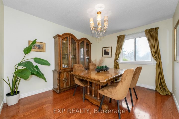 Photo 7 at 1337 Ambridge Way, Nepean (Carleton Heights), Ottawa
