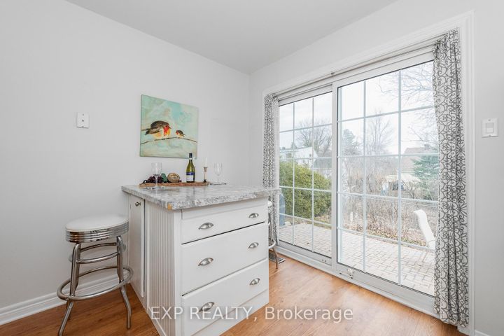 Photo 10 at 1337 Ambridge Way, Nepean (Carleton Heights), Ottawa
