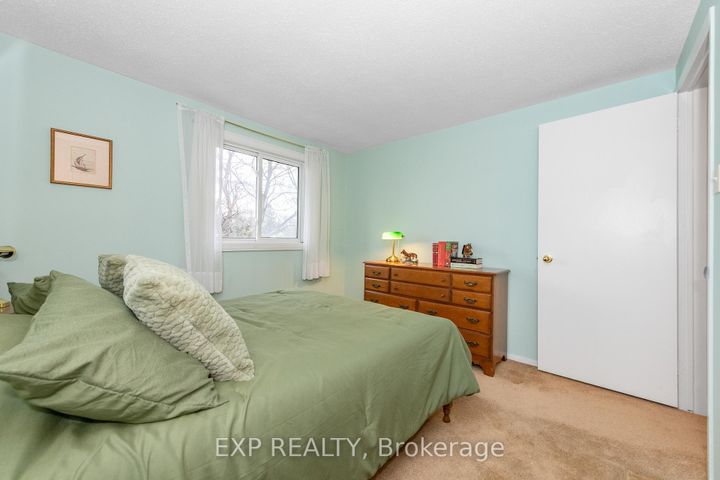 Photo 16 at 1337 Ambridge Way, Nepean (Carleton Heights), Ottawa