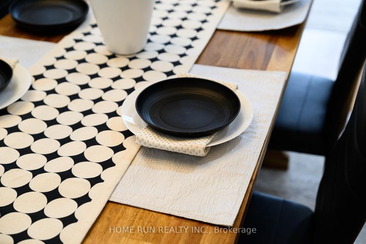 Photo 9 at 10 Pavona Street, Nepean (Barrhaven East), Ottawa