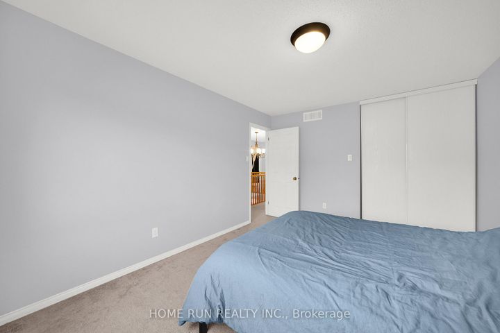 Photo 32 at 10 Pavona Street, Nepean (Barrhaven East), Ottawa